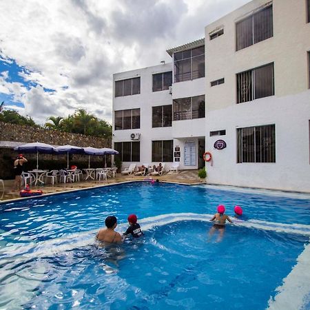מלגאר Blue Star Hotel מראה חיצוני תמונה