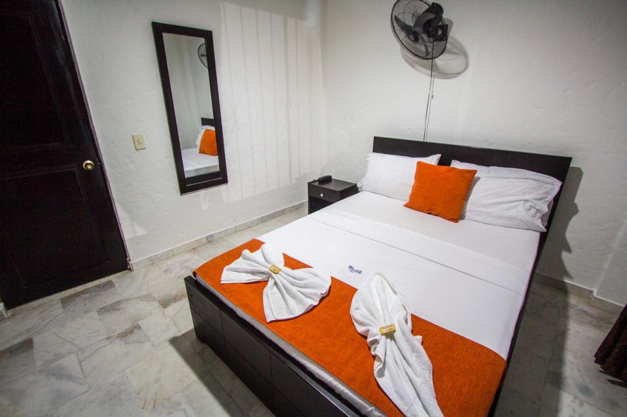 מלגאר Blue Star Hotel מראה חיצוני תמונה