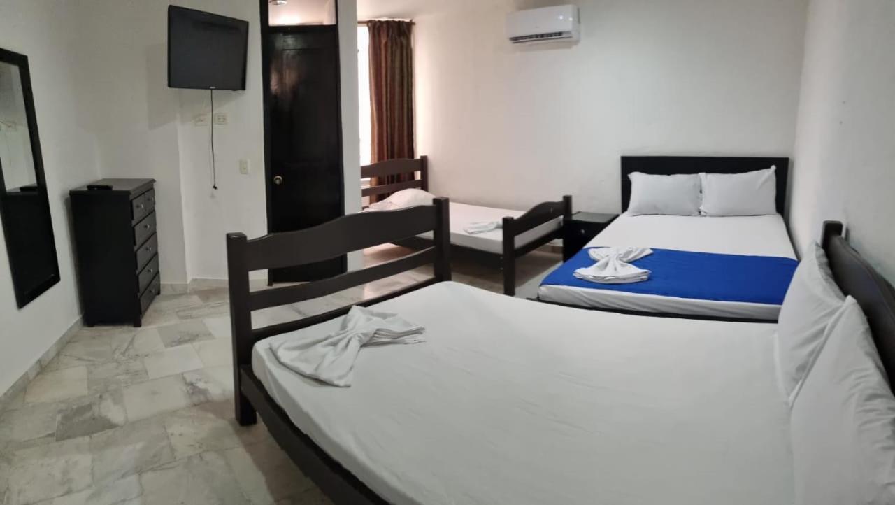 מלגאר Blue Star Hotel מראה חיצוני תמונה