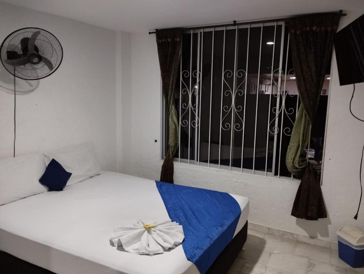 מלגאר Blue Star Hotel מראה חיצוני תמונה